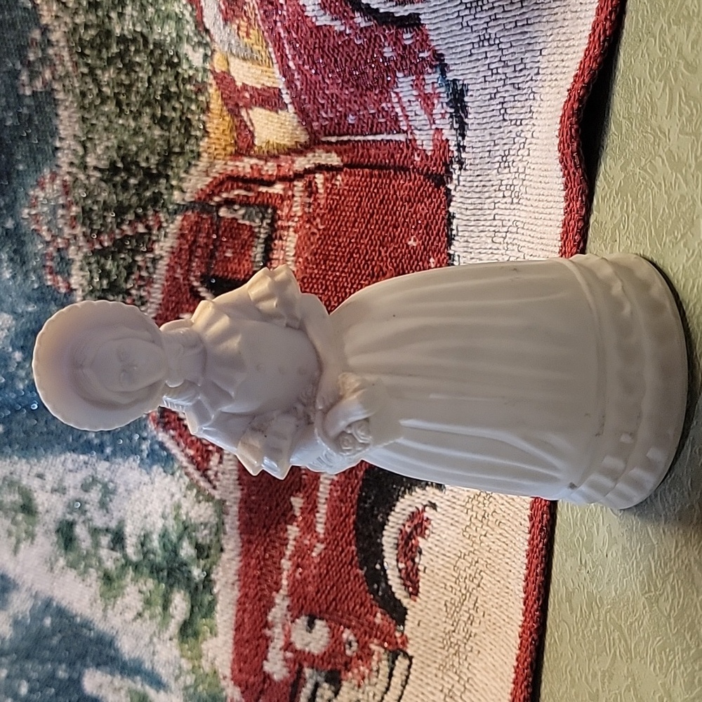 Avon Victorian lady figurine